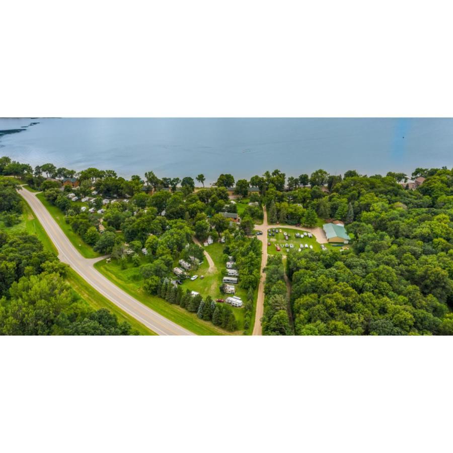 Canary Beach Resort Glenwood 외부 사진
