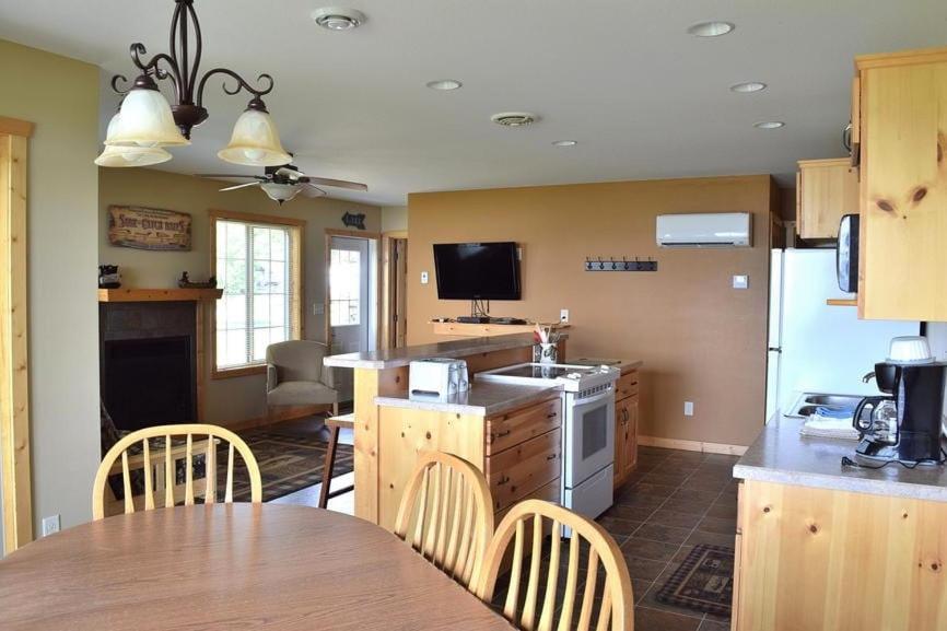 Canary Beach Resort Glenwood 외부 사진